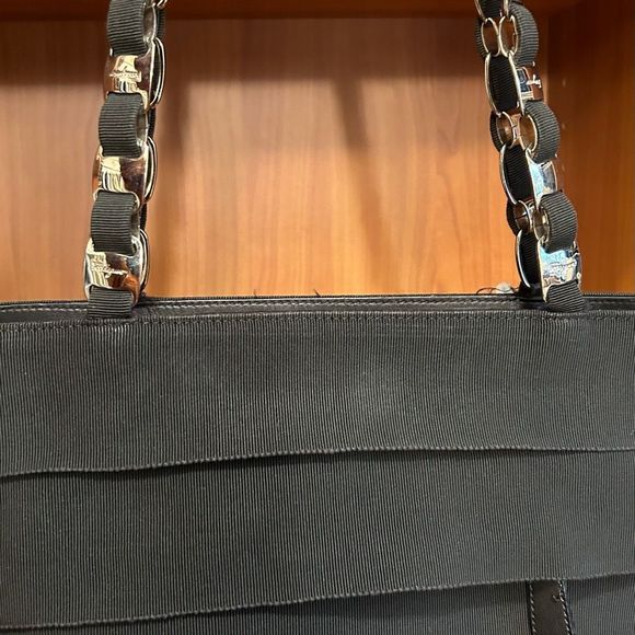 Salvatore Ferragamo Silver Chain Tote Bag Black - Picture 12 of 14